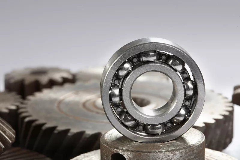 轴承结构对振动与噪声的影响